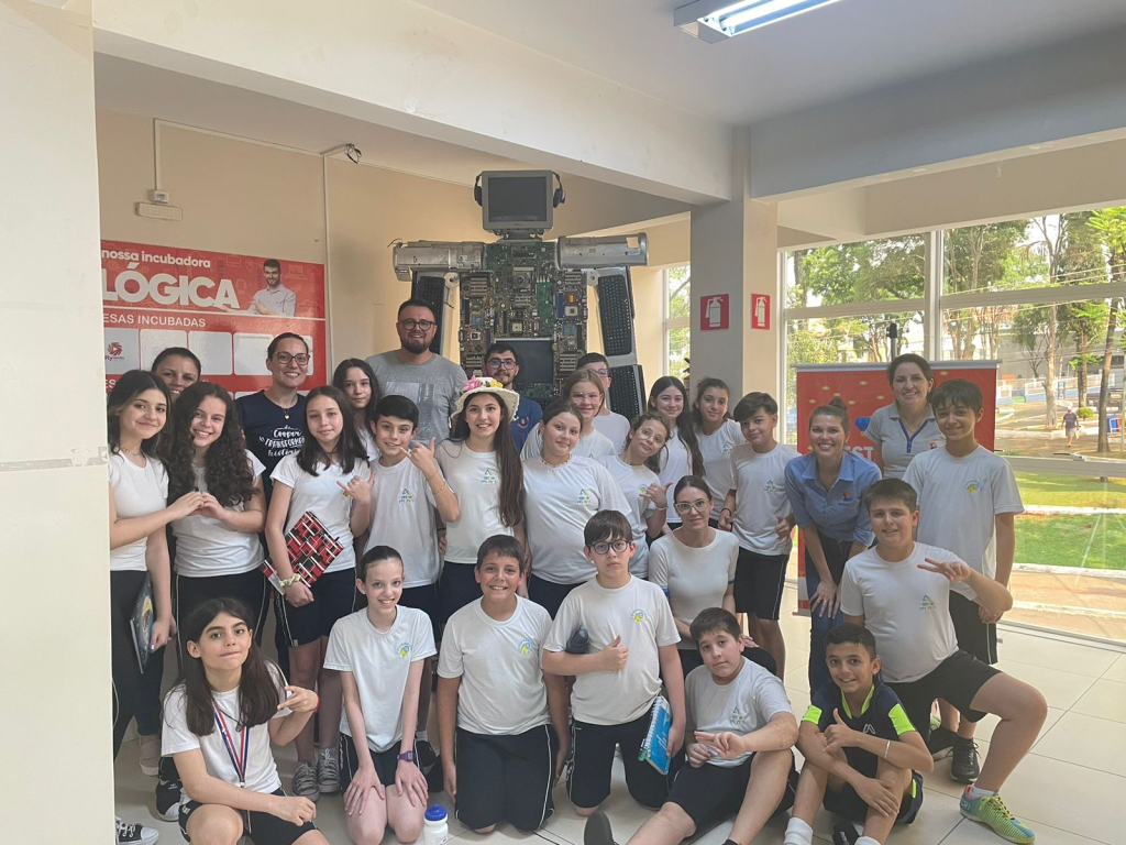 COORDENADORA DA SUDOTEC E INCUBADOS PARTICIPAM DE EVENTO EM CAMPO MOURÃO
