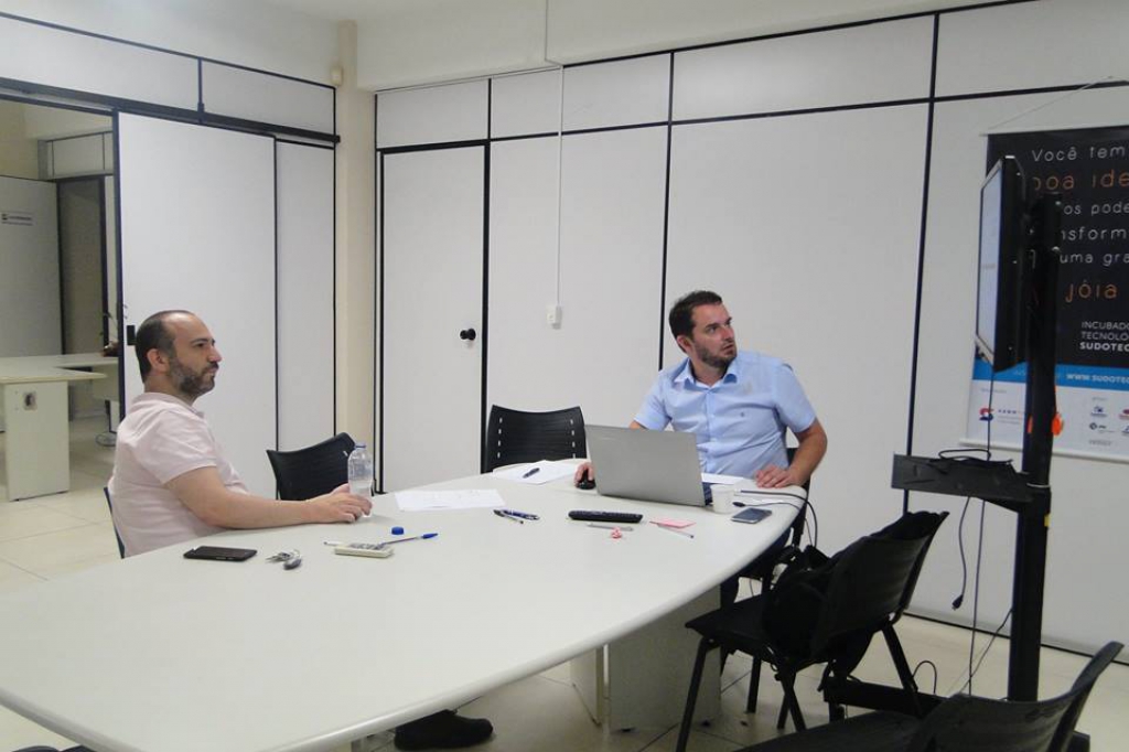 Empresas Incubadas recebem devolutivas de metodologia MAC