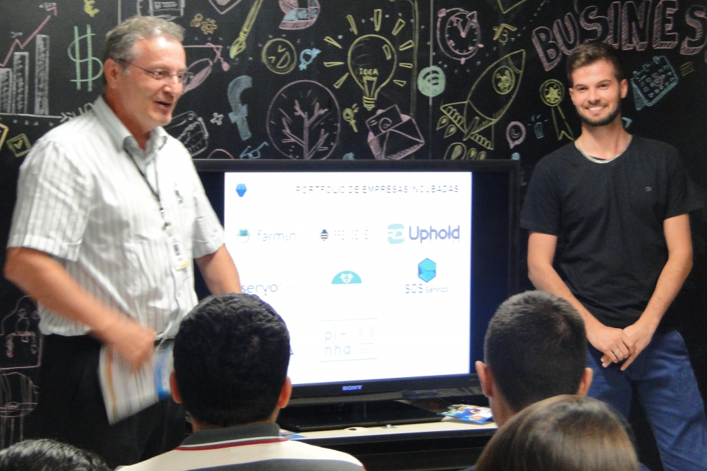 Acadêmicos da UTFPR visitam a Sudotec