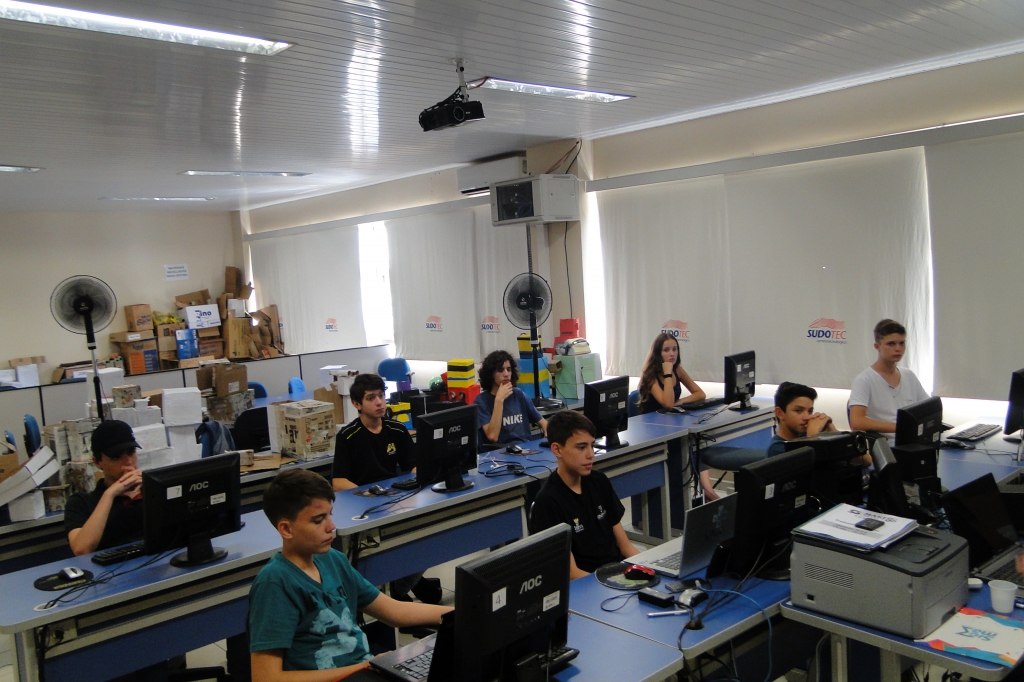 Curso de Desenvolvimento Web Site Teen