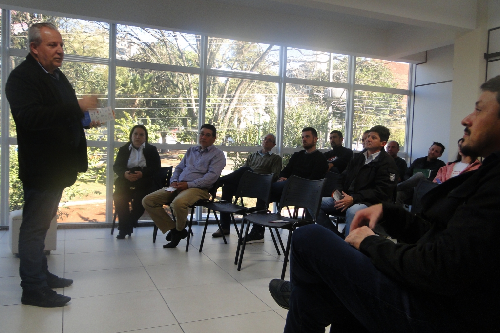 Sudotec recepciona Comitiva do Norte do PR