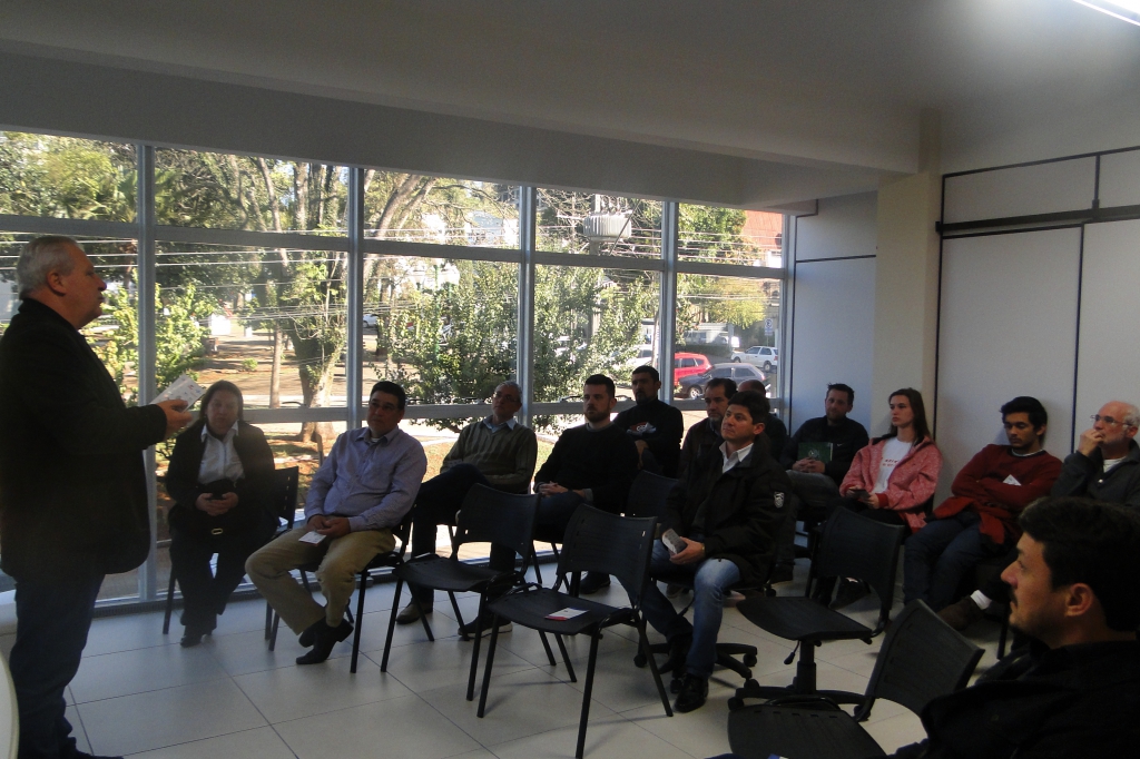 Sudotec recepciona Comitiva do Norte do PR