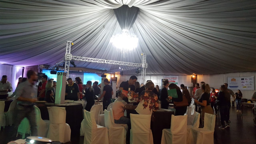 Primeira Rodada de Negócios de Dois Vizinhos