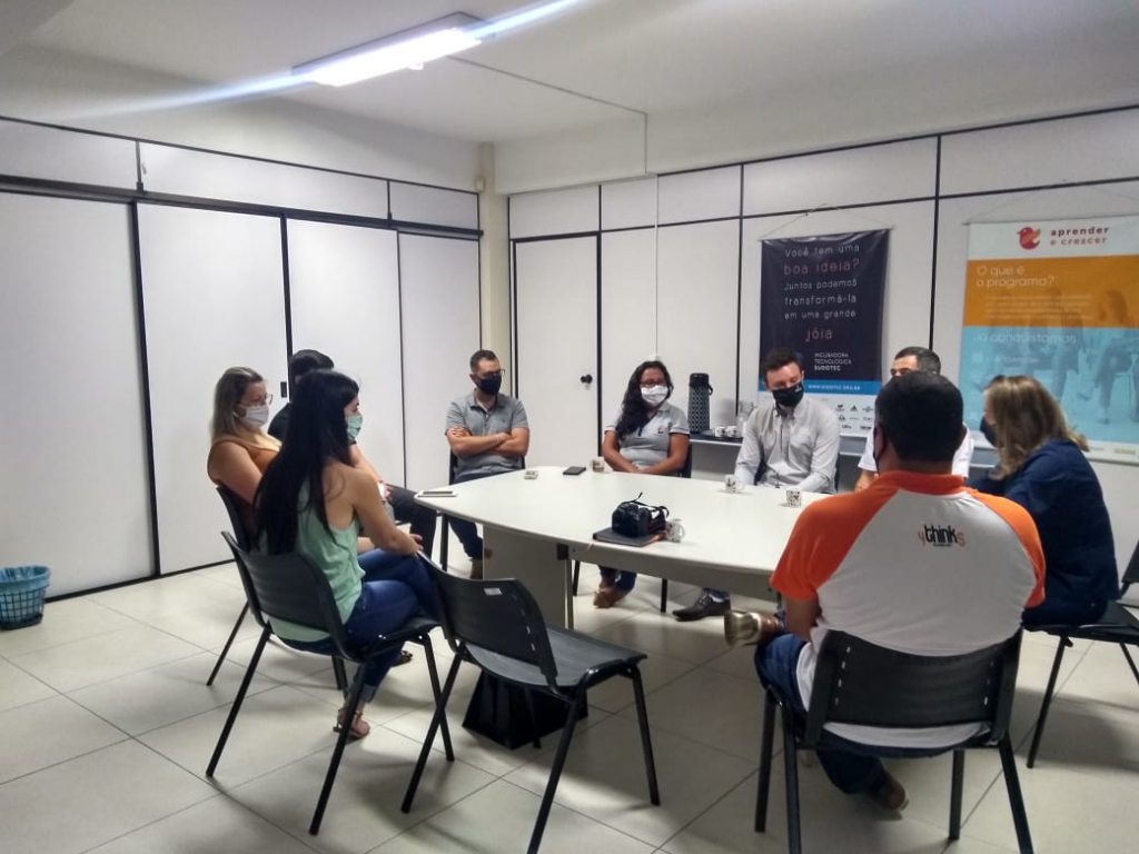 EMPRESAS DA INCUBADORA SUDOTEC RECEBEM VISITA SEBRAE E CRESOL