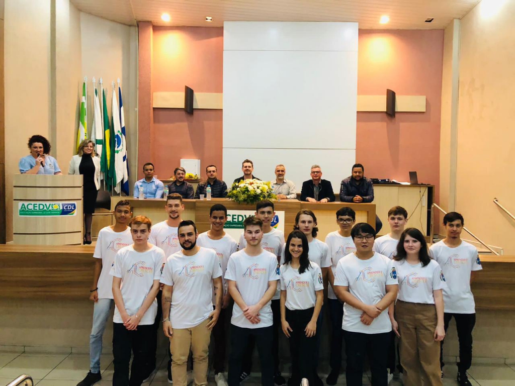 FORMATURA DA 18ª TURMA DO PROJETO APRENDER & CRESCER 