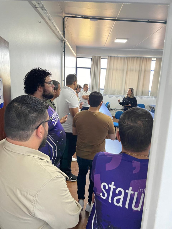 Recebemos na Sudotec o Secretário de Tecnologia de Guaíra, Sr. Guilherme, acompanhado da Presidente da ACIAG