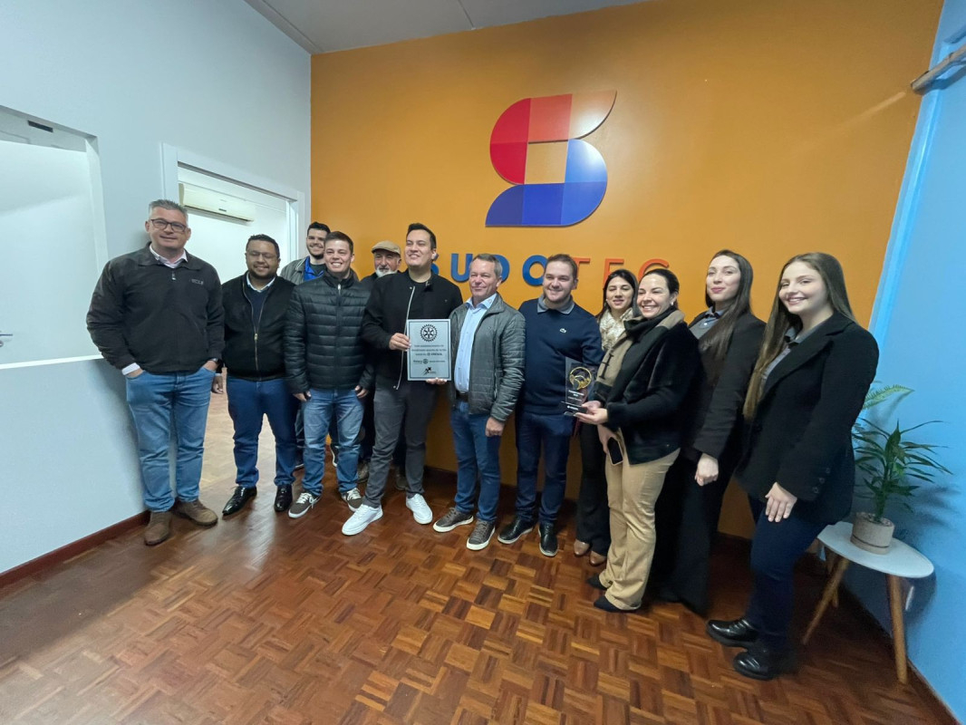 Rotary e Cresol realizam entrega de projeto  para Sudotec